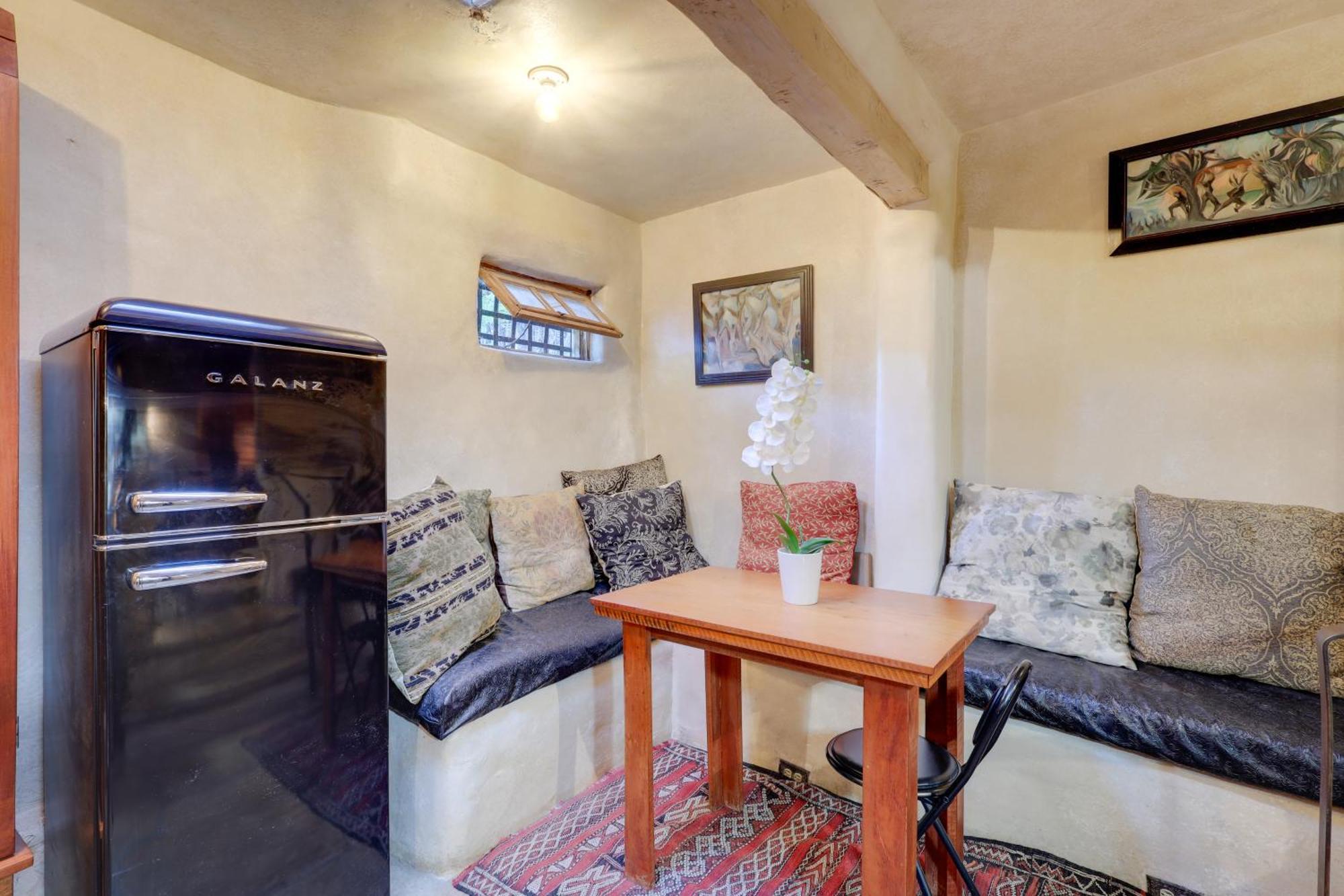 Adobe Studio 2 Blocks To Downtown Santa Fe Plaza! Екстер'єр фото