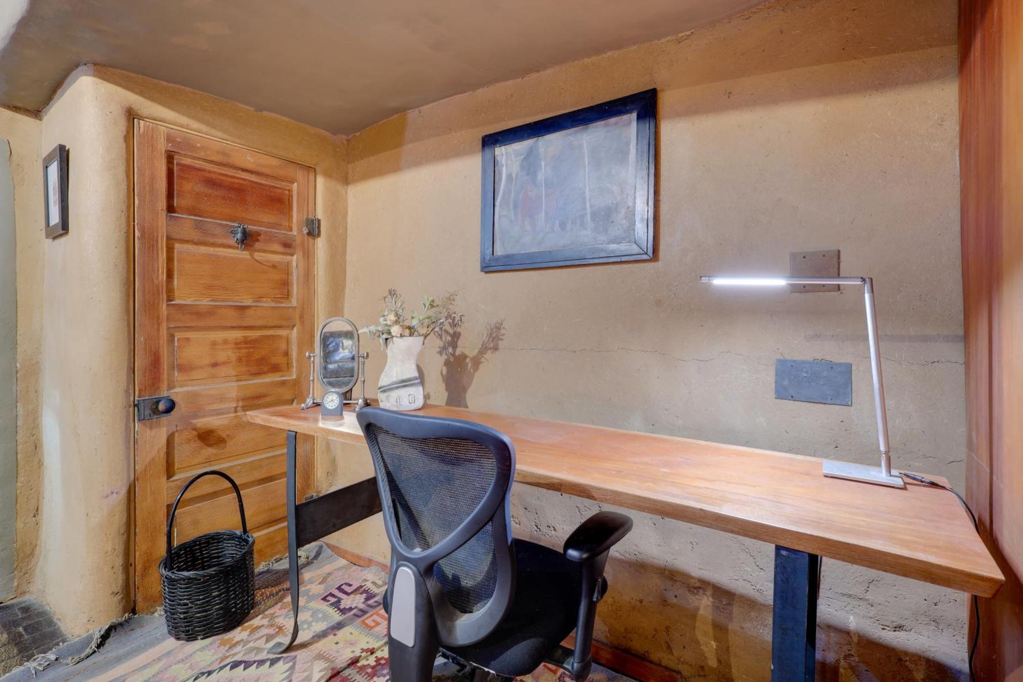 Adobe Studio 2 Blocks To Downtown Santa Fe Plaza! Екстер'єр фото